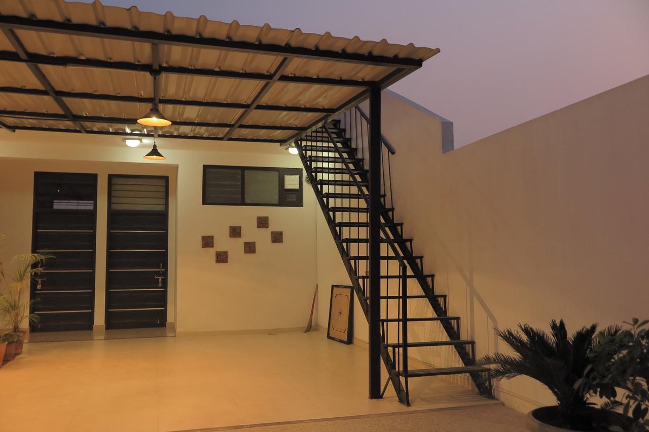 ג'איפור White Tulips Home Stay מראה חיצוני תמונה